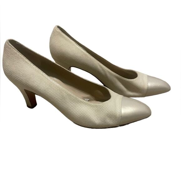 Vintage Salvatore Ferragamo Heels - Picture 1 of 11